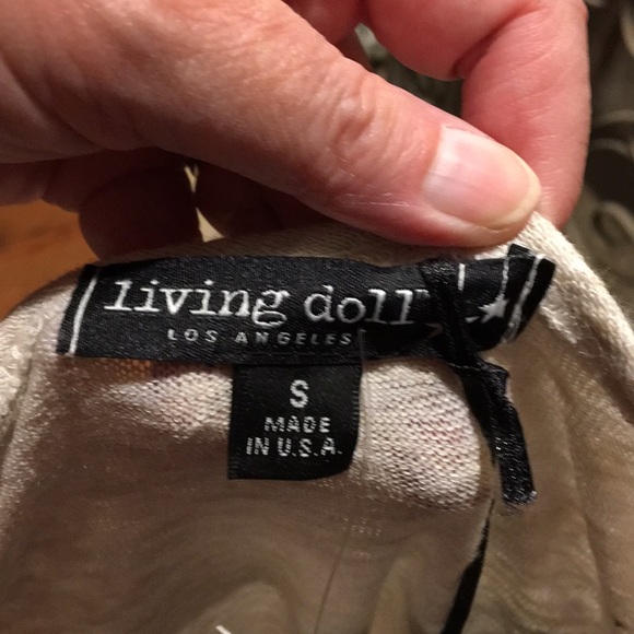 NWT Living Doll semi sheer Tunic❤️ - Picture 6 of 9